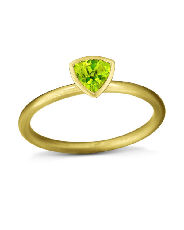 t Bezel-Set Peridot Solitaire Ring