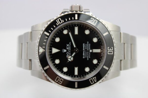 Rolex Submariner 124060